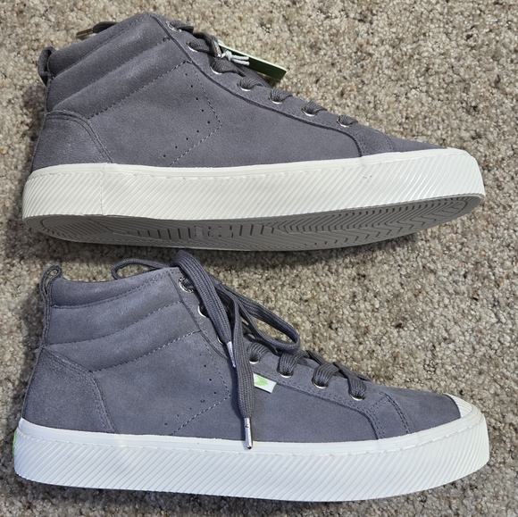 NIB Cariuma  OCA High Charcoal Grey Suede Sneaker - Picture 2 of 6